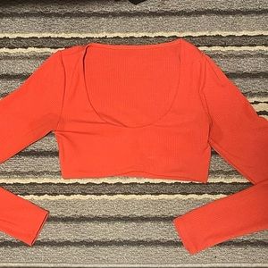 Alo Yoga Ribbed Defined LS Bra - Red Hot Summer